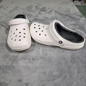 Crocs Fleece Lined White Size 7 Men’s/ 9 Women’s